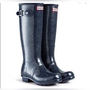 HUNTER Snow + Rain Boots - Navy Blue - WORN ONCE.